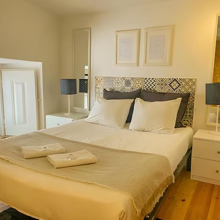 Historical Bica - 3 Bedroom Apartment Lisboa Eksteriør billede