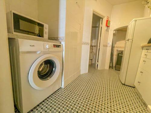 Historical Bica - 3 Bedroom Apartment Lisboa Eksteriør billede